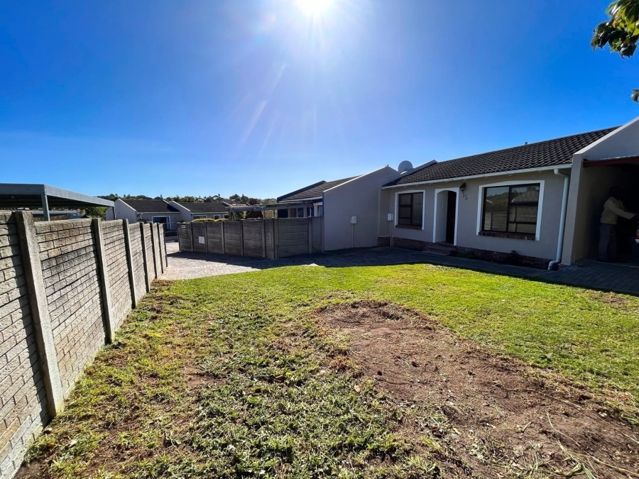 To Let 2 Bedroom Property for Rent in Sherwood Eastern Cape